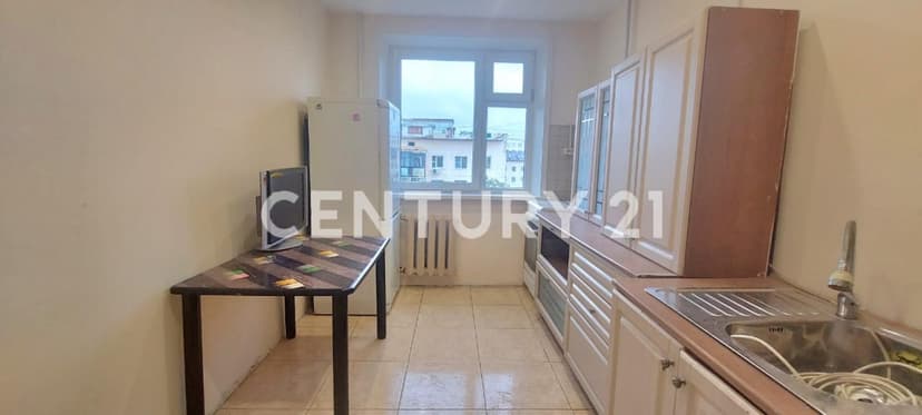 3 комн., 61 м², КПД, Центр - район пл. Орджоникидзе 4