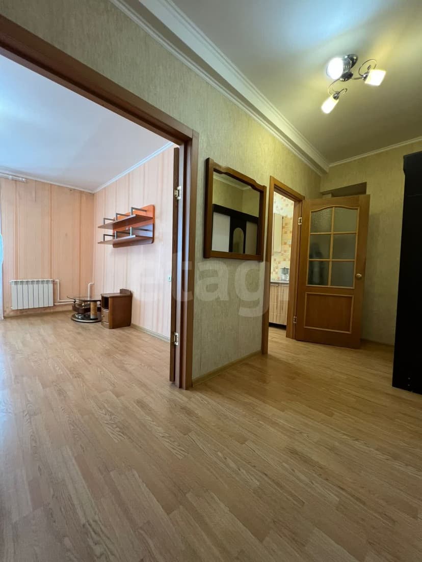 1 комн., 37 м², Инд. планировка 3