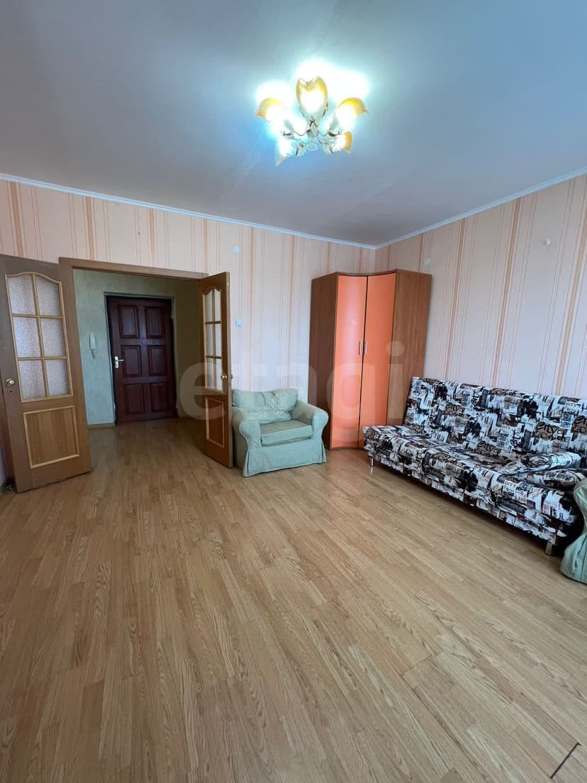 1 комн., 37 м², Инд. планировка 6