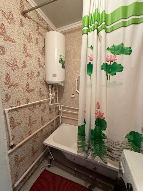 2 комн., 45 м², Дерев. б/у, Кирзавод 8