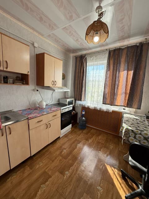 2 комн., 45 м², Дерев. б/у, Кирзавод