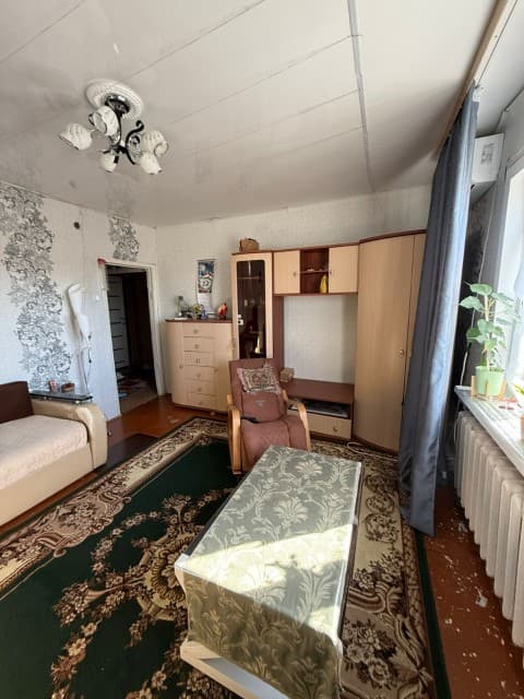 2 комн., 45 м², Дерев. б/у, Кирзавод 3
