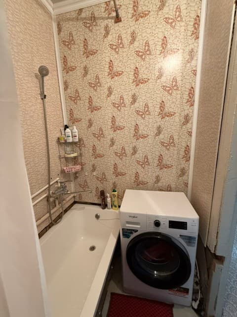 2 комн., 45 м², Дерев. б/у, Кирзавод 9