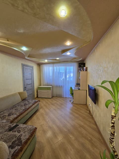 3 комн., 51 м², Блочный, Авиапорт 3
