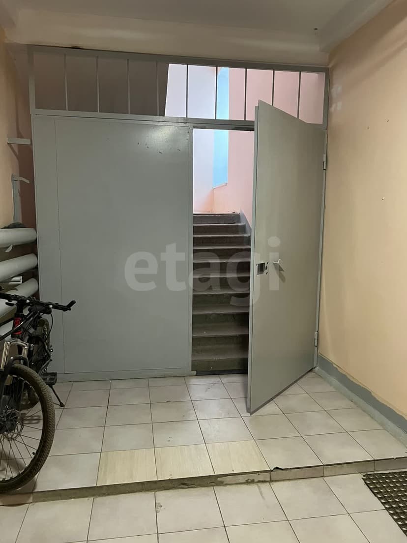 1 комн., 37 м², Инд. планировка 9
