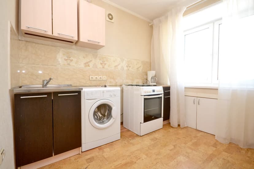 1 комн., 35 м², Инд. планировка 8