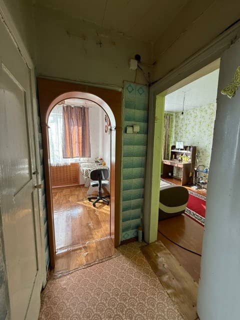 2 комн., 45 м², Дерев. б/у, Кирзавод 7