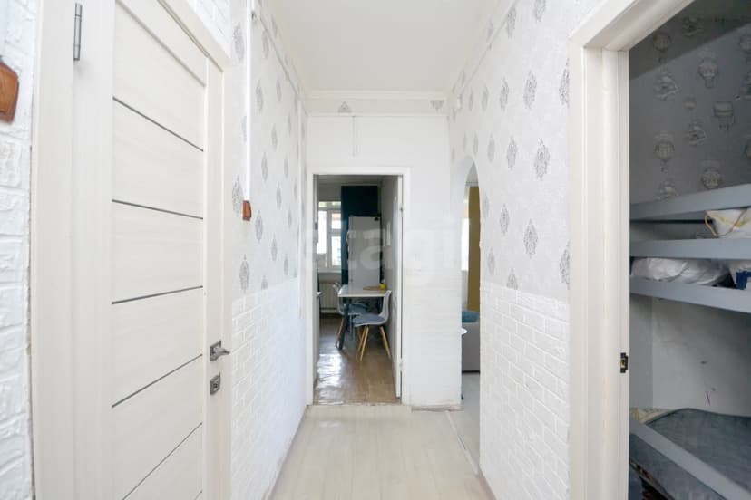 2 комн., 43 м², Инд. планировка 6