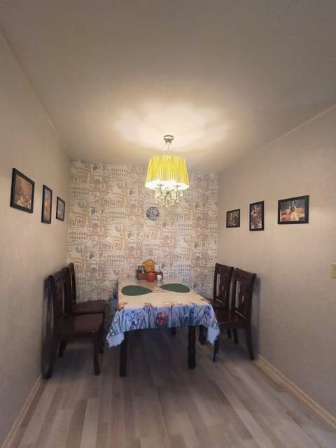 3 комн., 65 м², Каркасно-щитовой, Авиапорт