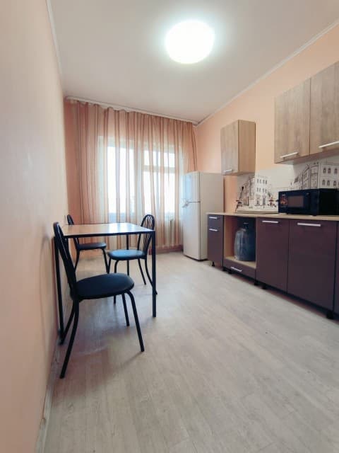 1 комн., 38 м², Монолитно-каркасный, Рынок Столичный 3