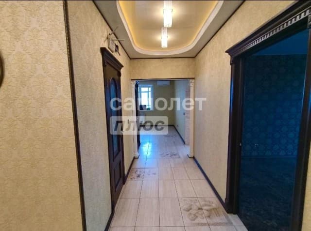 3 комн., 93 м², Монолитно-каркасный, Центр - район пл. Орджоникидзе 13