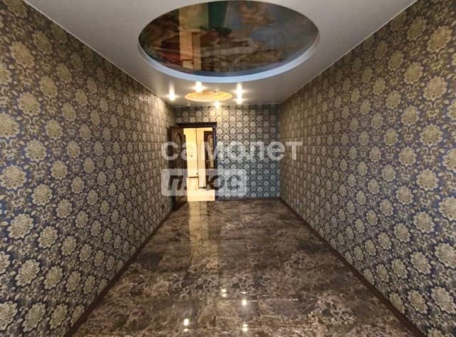 3 комн., 93 м², Монолитно-каркасный, Центр - район пл. Орджоникидзе 8
