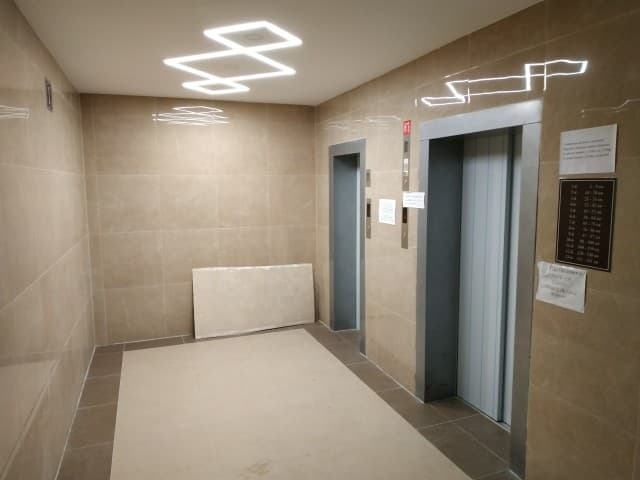 1 комн., 37 м², Монолитно-каркасный, Автовокзал 2