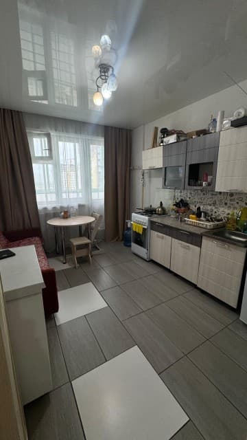 1 комн., 60 м², Блочный, Кинотеатр Лена 6