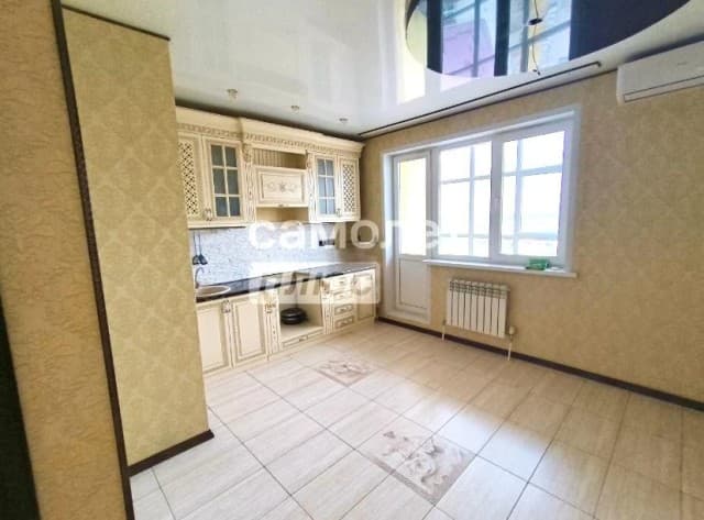 3 комн., 93 м², Монолитно-каркасный, Центр - район пл. Орджоникидзе 11