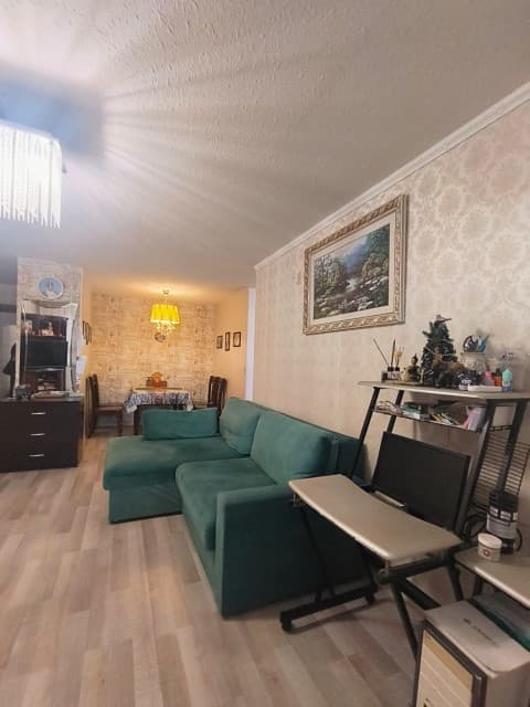 3 комн., 65 м², Каркасно-щитовой, Авиапорт 3