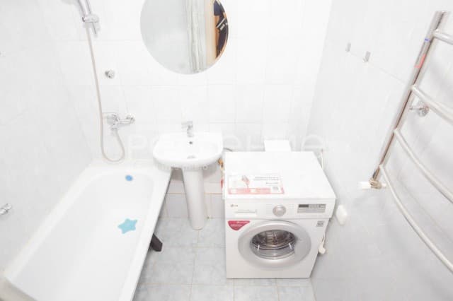1 комн., 56 м², Монолитно-каркасный, Кинотеатр Лена 8