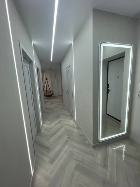 3 комн., 72 м², Монолитно-каркасный, Кинотеатр Лена 7