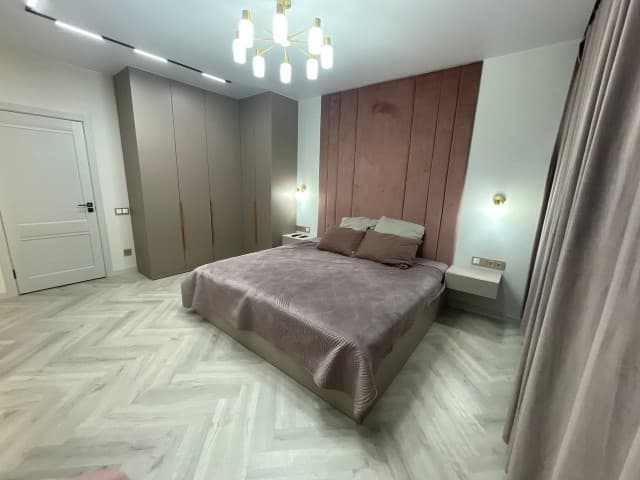 3 комн., 72 м², Монолитно-каркасный, Кинотеатр Лена 4