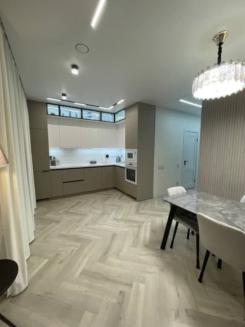 3 комн., 72 м², Монолитно-каркасный, Кинотеатр Лена