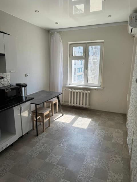 1 комн., 33 м², Монолитно-каркасный, Рынок Столичный 5