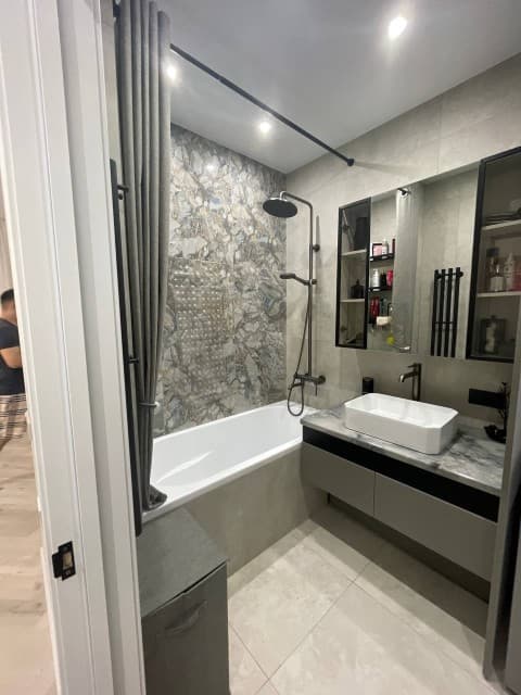 3 комн., 72 м², Монолитно-каркасный, Кинотеатр Лена 11