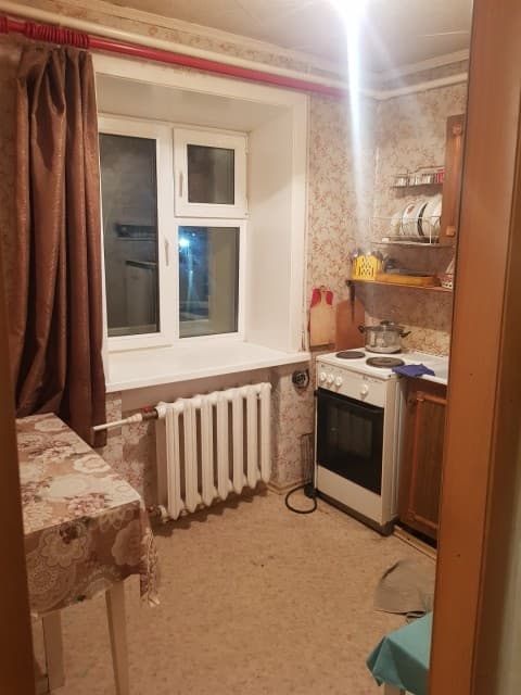1 комн., 38 м², Блочный, Табага 7