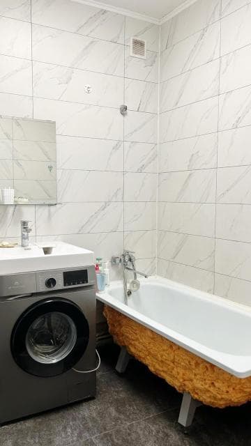 2 комн., 42 м², Монолитно-каркасный, Рынок Столичный 5