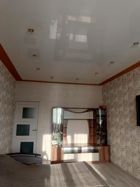 3 комн., 74 м², 112 серия, Крестьянский рынок, стадион "Туймаада" 3