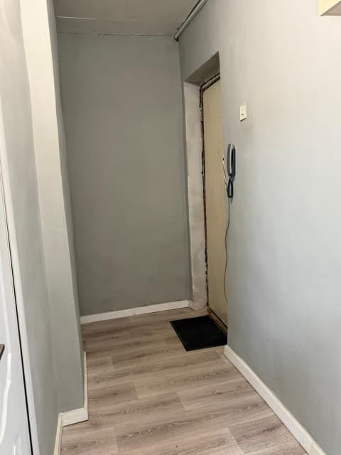 1 комн., 31 м², Блочный, Крытый рынок 8