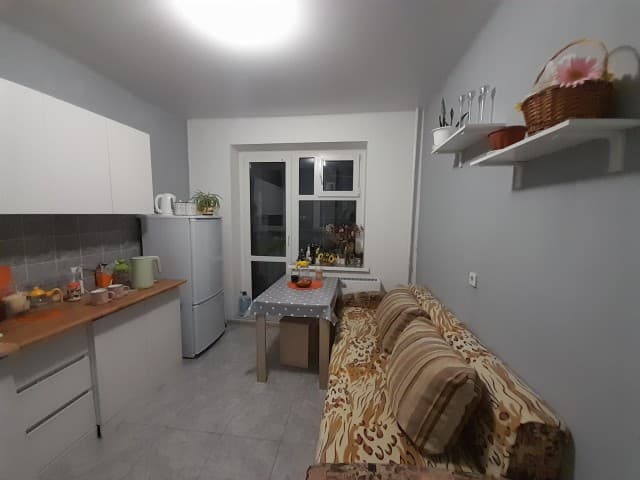 1 комн., 36 м², Монолитно-каркасный, Крестьянский рынок, стадион "Туймаада" 3