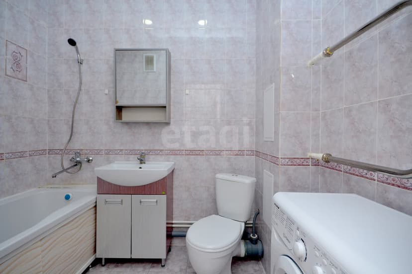 1 комн., 30 м², Монолитно-каркасный 2