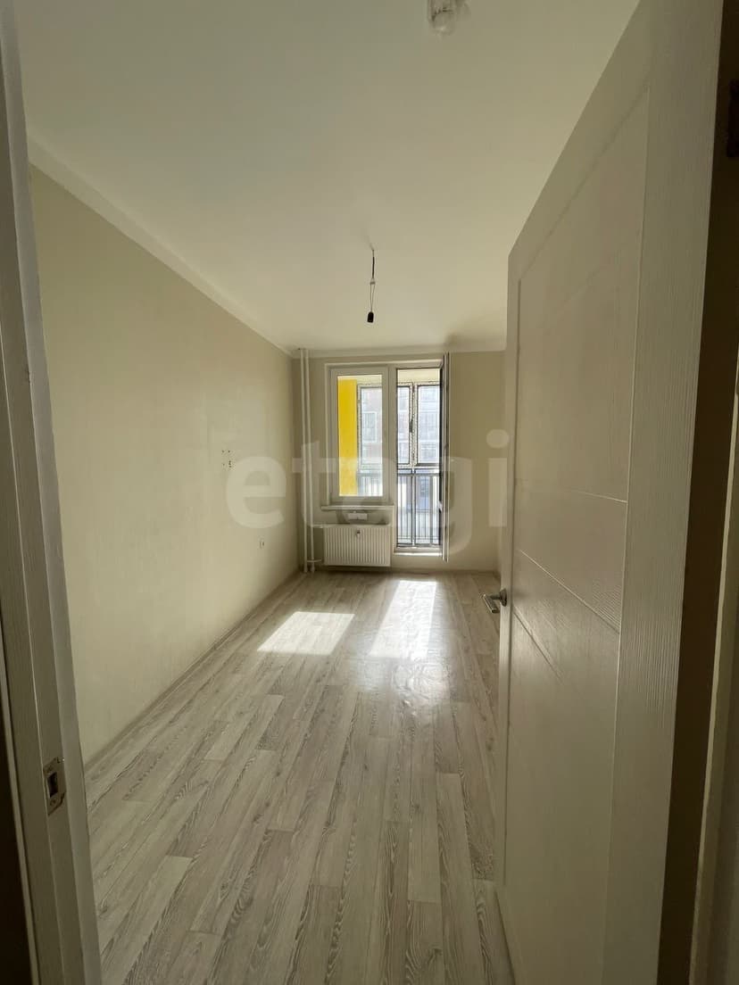 1 комн., 40 м², Монолитно-каркасный 4