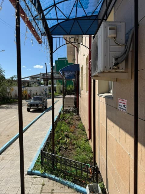 1 комн., 42 м², Блочный, Площадь Победы 16