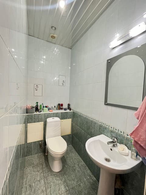 2 комн., 70 м², Инд. планировка, Центр - район пл. Орджоникидзе 9