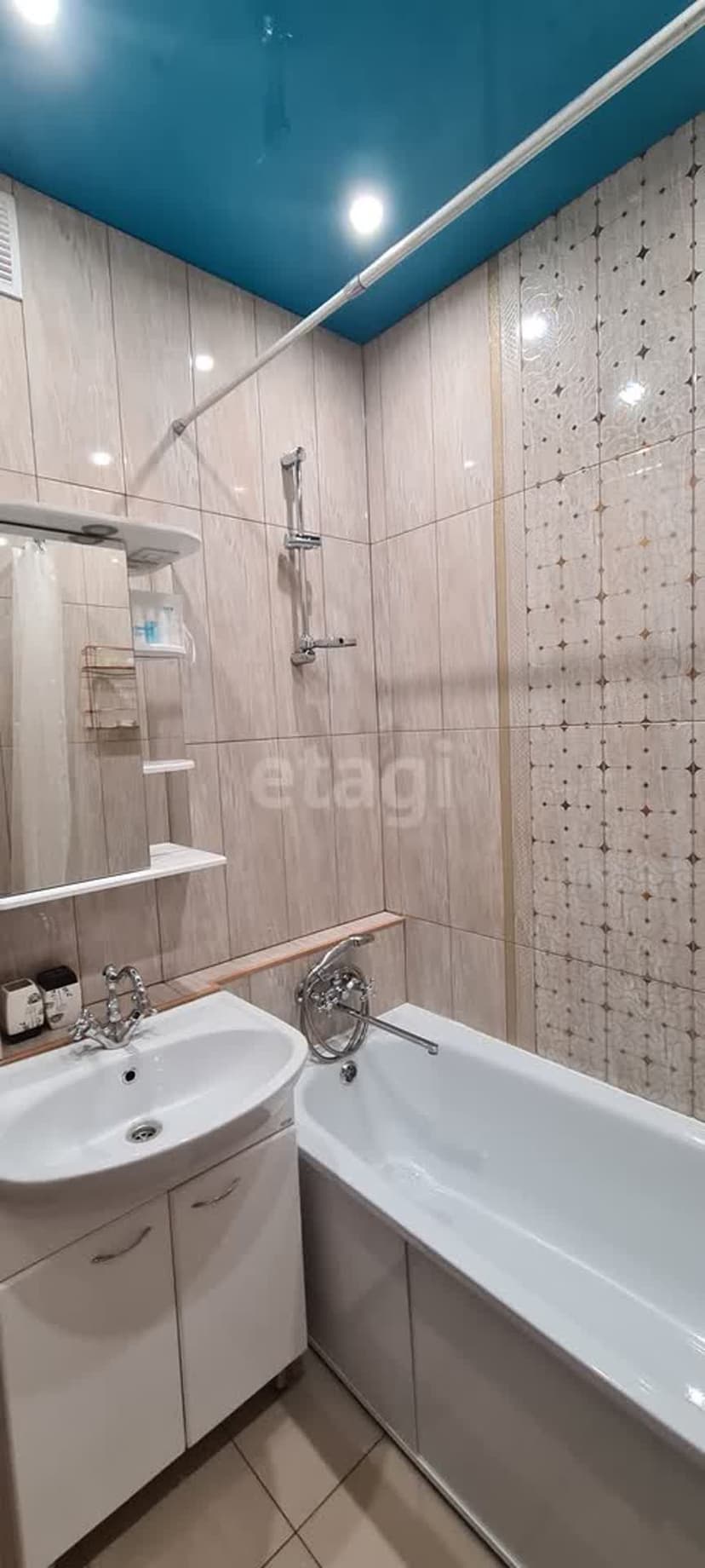 3 комн., 69 м², Инд. планировка 5