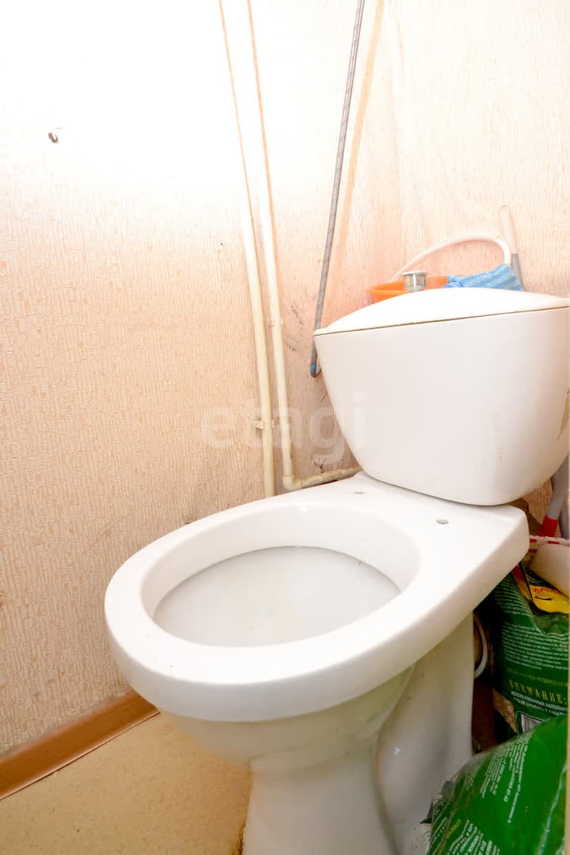 2 комн., 52 м², Дерев. б/у 9