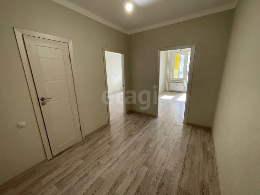1 комн., 40 м², Монолитно-каркасный