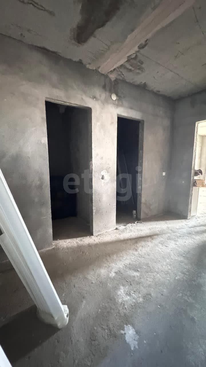 Больше 4 комн., 172 м², Монолитно-каркасный 4