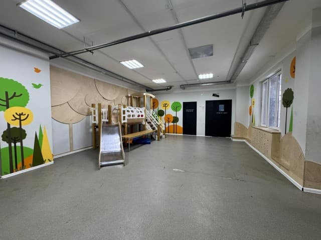 2 комн., 47 м², Монолитно-каркасный, Крестьянский рынок, стадион "Туймаада" 5