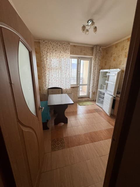 1 комн., 42 м², Монолитно-каркасный, Сайсары 4
