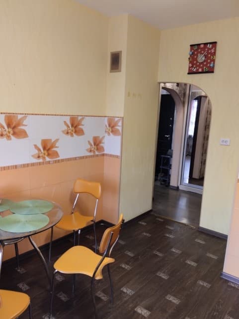 2 комн., 55 м², 112 серия, Областная больница, рынок "Манньыаттаах" 6