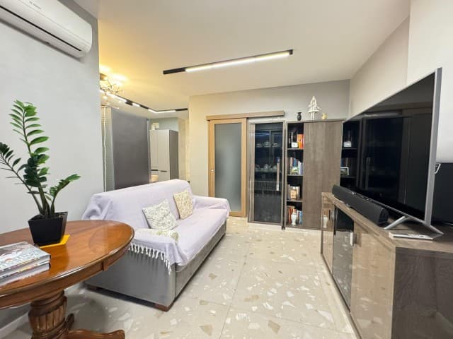 2 комн., 47 м², Монолитно-каркасный, Крестьянский рынок, стадион "Туймаада" 7