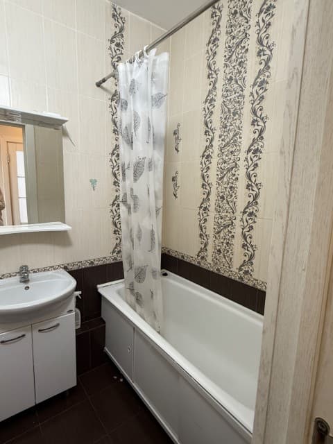 1 комн., 40 м², Монолитно-каркасный, 203 мкрн. 8