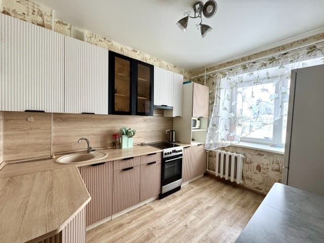 2 комн., 53 м², Блочный, Глазная больница