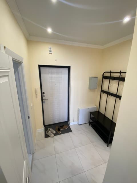 1 комн., 42 м², Монолитно-каркасный, Автовокзал 7