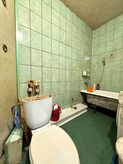 2 комн., 53 м², Блочный, Глазная больница 9