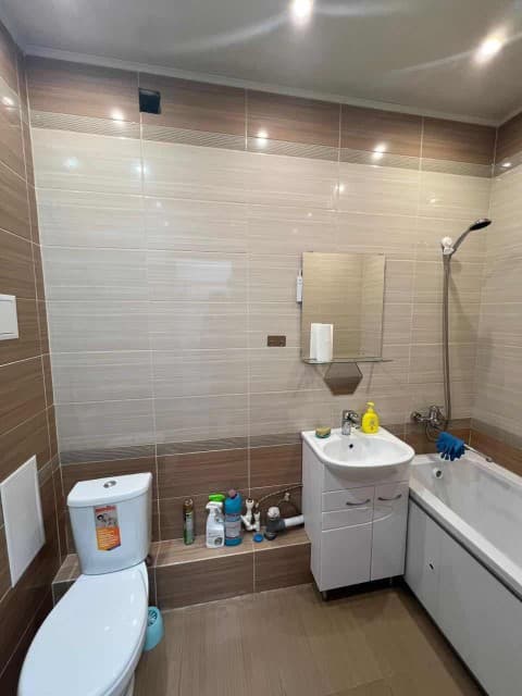 1 комн., 42 м², Монолитно-каркасный, Крестьянский рынок, стадион "Туймаада" 3