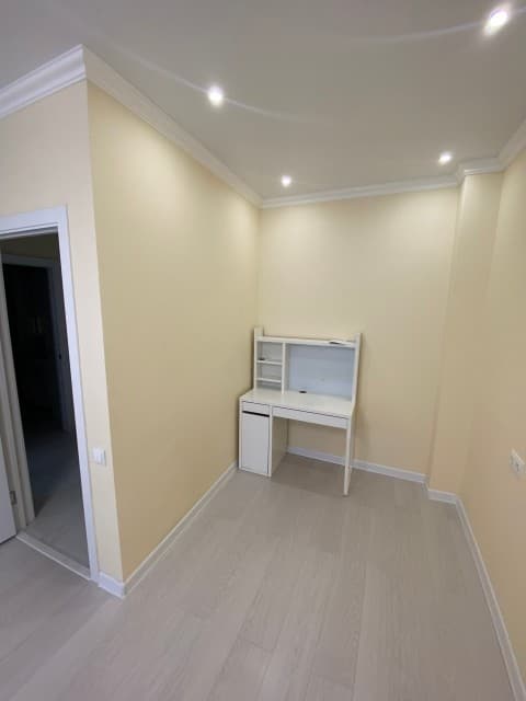 1 комн., 42 м², Монолитно-каркасный, Автовокзал 4
