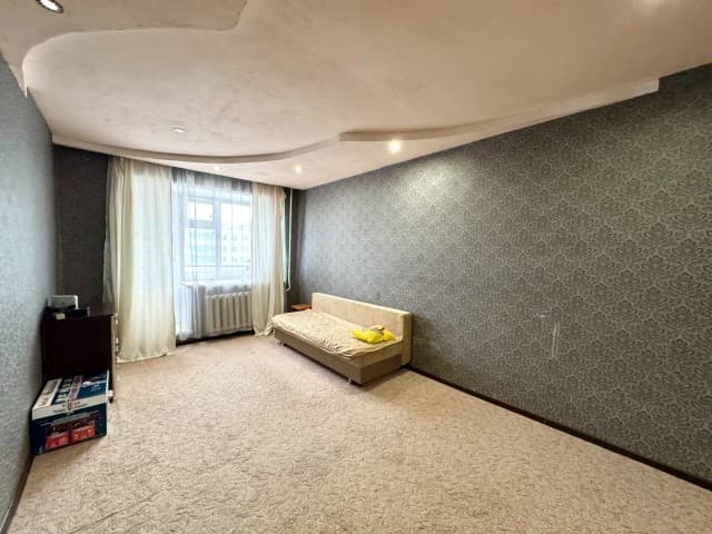 2 комн., 53 м², Блочный, Глазная больница 4